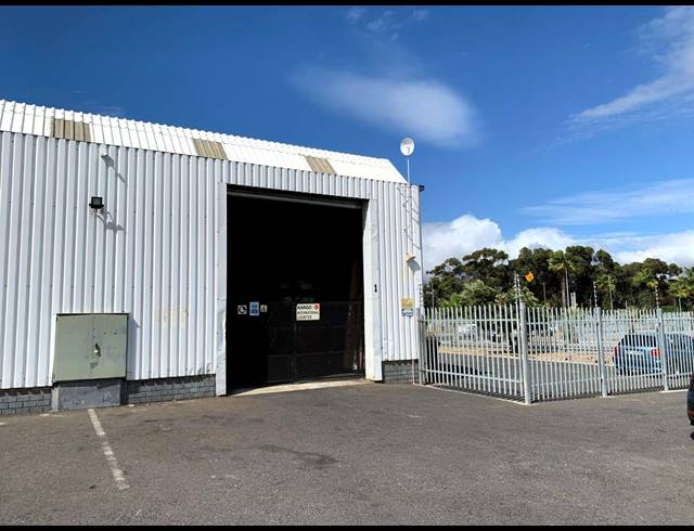 230M² FACTORY TO LET IN GOODWOOD CENTRAL